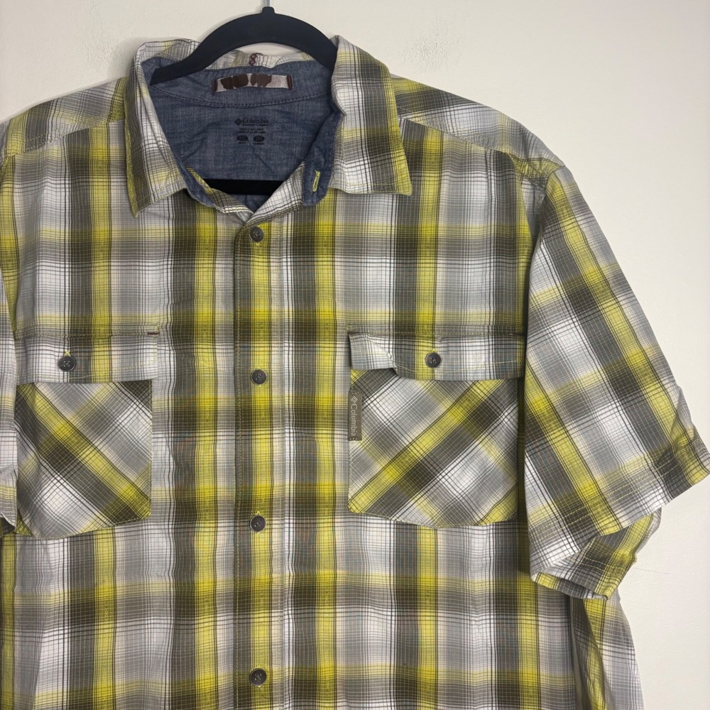 Columbia Mens XXL Short Sleeve Button Up Plaid Shirt Fishing Casual